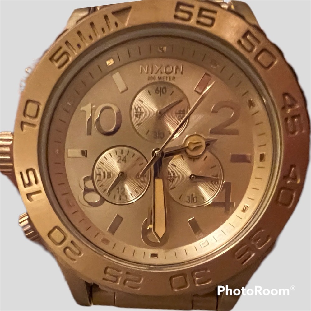 Nixon unisex watch